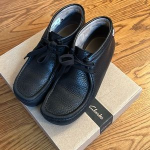 Clark’s Black Leather Stinson Hi Chuka.